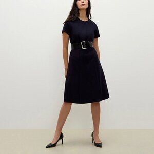 M.M.LaFleur Size 0 Black Coretta Tailored Short Sleeve Knee-Length A-Line Dress